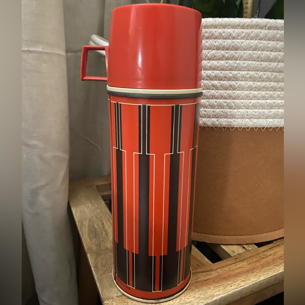 Vintage Thermos bottle - Picture 6 of 16